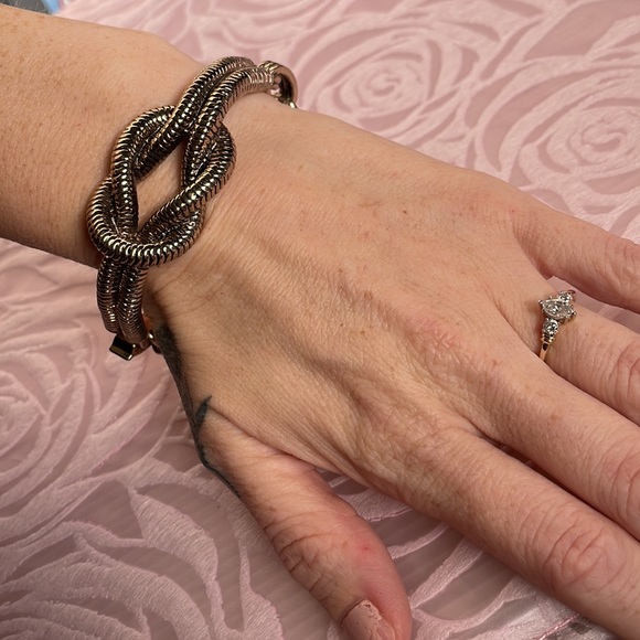Vintage Brass Plated Knot Cuff Metal Bracelet - Picture 3 of 6